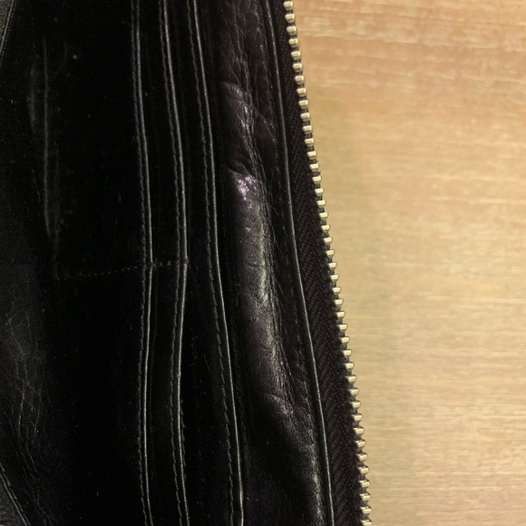 Tory Burch Black Leather Wallet with Silver Detail - Picture 10 of 10